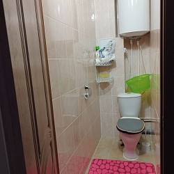 Санузлы оборудованы